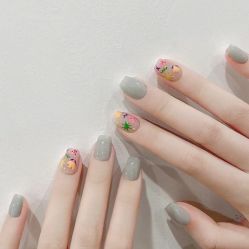 -斯馨·健康美甲美睫