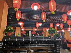 大堂-小火炕铁锅炖鱼
