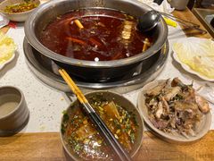 -肖肖酸萝卜鱼火锅(总店)