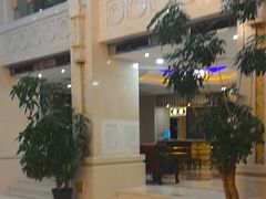 -碧中海汤泉汗蒸酒店