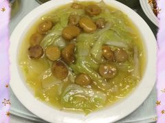 栗子扒白菜-鸿运楼烤鸭店(天桥店)