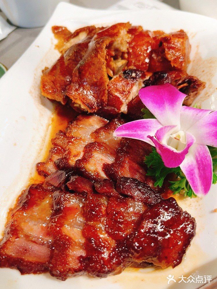 298的套餐，2大一小完全吃不了