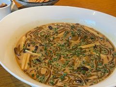 -新荣记(西溪湿地店)