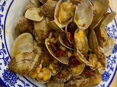 -江城燕子大排档(江汉路步行街店)