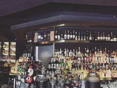 -UNI UNI(环亚凯瑟琳店)