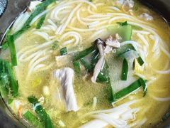 -桥香园过桥米线(国贸店)