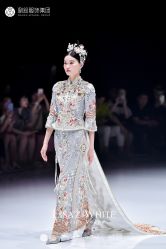 -Renee芮亦婚纱