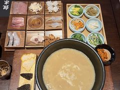-银米·云南传统过桥米线(双廊黑金冠店)