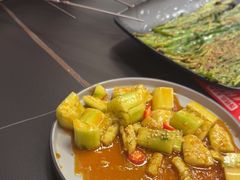 -许哥东北烧烤·铁丳烤串·宫后夹肉(繁花中心店)