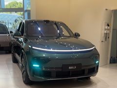 -理想汽车(世纪汇店)