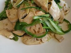 小炒手磨豆腐-马仕玖煲·融合菜·酥不腻烤鸭(人大店)