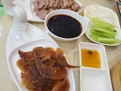 -大鸭梨烤鸭店(金顶街店)