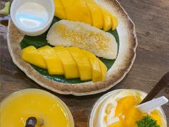 -Dang restaurant (patong phuket)