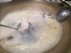 -颜氏双江清水鱼一养身火锅(磁器口店)