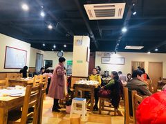 大堂-崔义清鲁菜馆(大明湖店)