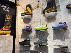 -三夫户外(天钥桥路店)