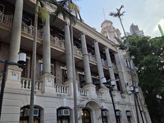 -香港大学