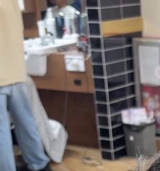 -CUTMAN男士理发