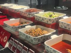 -头上红煨盐鸡·非遗院子餐厅