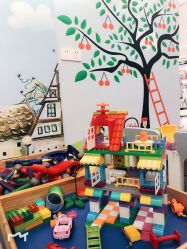 -孩子王(昆山招商花园城店)