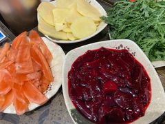 -肖肖酸萝卜鱼火锅(总店)