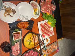 -山之屋炭火烧肉·生啤畅饮(大朗万科中央公园店)