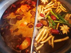 -湊湊火锅·茶憩(新中关购物中心店)