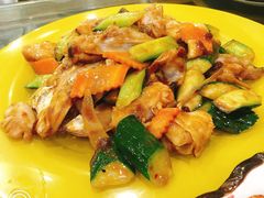 生炒鱼头-广迎居老正兴菜馆