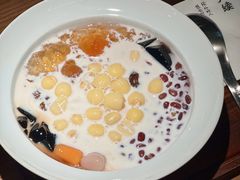 -RUXU入续糖水铺与包(卓悦中心店)