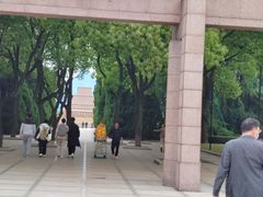 -上海市龙华烈士陵园