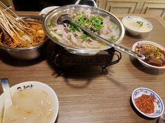 -肖四女·江湖菜(临港店)