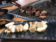 雪花牛肉-肉甲韩国木炭烤肉(新壹街1店)