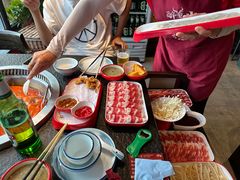 -醉董牛川派鲜肉自选火锅(烟台店)