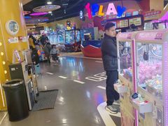 -爱玩嘉年华(龙湖杭州金沙天街店)
