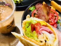 -HELLO 27 意面·沙拉·帕尼尼