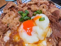 石锅温泉蛋牛肉饭-沼津港精致料理·寿喜烧·烧鸟(青浦宝龙广场日料榜单店)