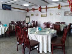大堂-鑫悦楼煎蟹·16年海鲜大排档