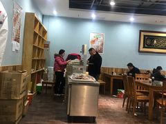 大堂-大草原清真饭庄(沙河店)