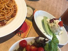 -必胜客(WOW中心城店)