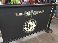 -九又四分之三站台