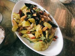 -大梁骨头馆·酱骨老菜(友好店)