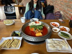 -喇喇排骨火锅·传统韩式脊骨汤(望京西园总店)
