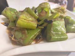 -天天向上素食餐厅(五台山店)