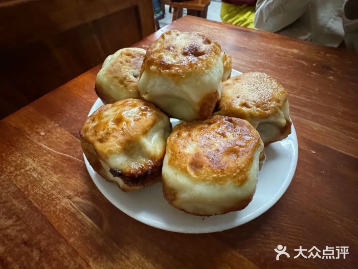 宝瑞门钉肉饼店门钉肉饼图片