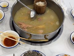 -朴小妹人参鸡汤火锅(长白山万达店)