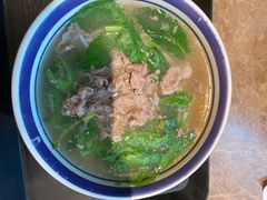 -云阿蛮云南生烫牛肉米线(奉贤路店)