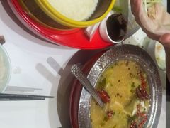 -姚姚酸菜鱼·金戈戈香港豉油鸡(喜荟城联名店)
