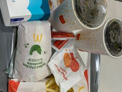 -麦当劳(轻轨曹杨路店)