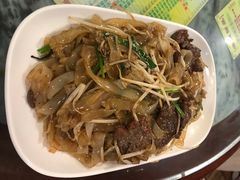 驰名干炒牛河-顺记冰室(宝华路店)