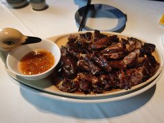 八府香鸭-八府香鸭·啫啫煲(华山路店)